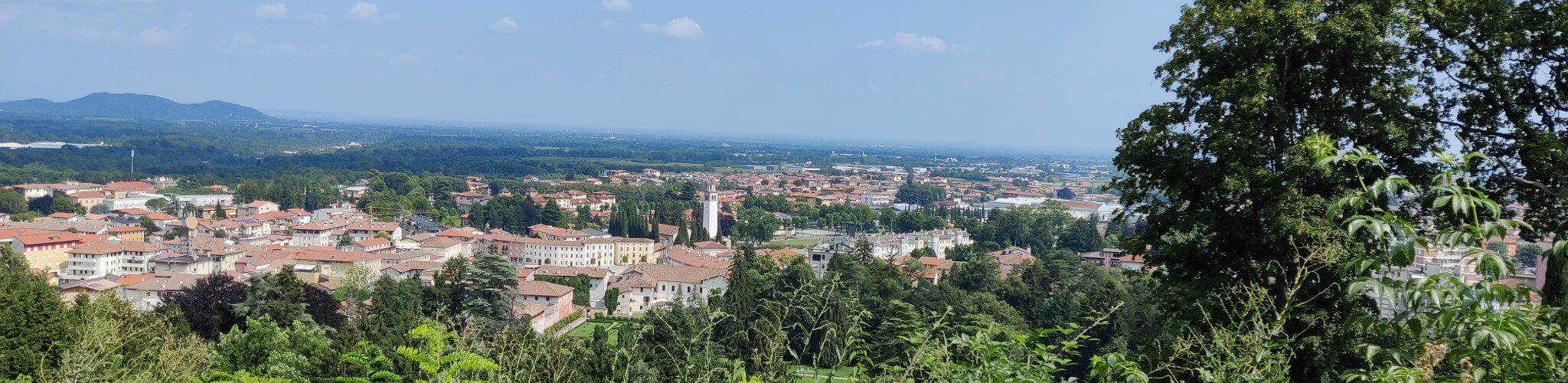 Vista di Maniago a fine camminata - Campi estivi ACG